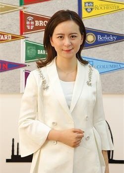 江苏省震泽中学国际部Shelly Xie